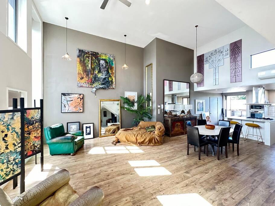 Stunning New York Loft Gallery ไครสต์เชิร์ช ภายนอก รูปภาพ
